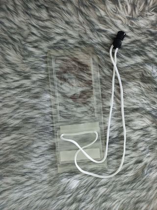 Porta cellulare per spiaggia 