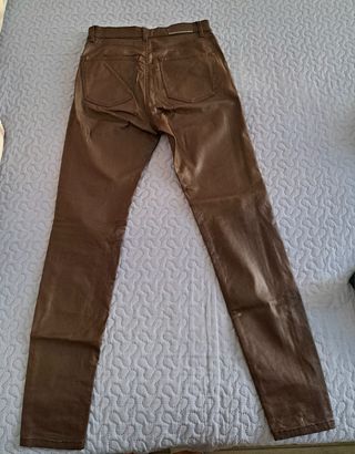Pantalones de cuero