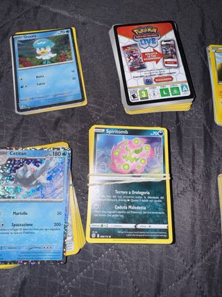 Lotto carte pokemon (+300)