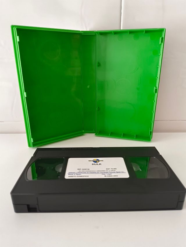 ⭐ Hulk VHS 2003/2004