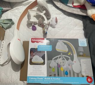 Movil y proyector calming clouds
