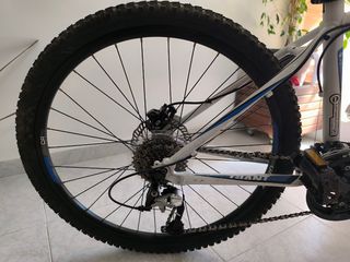 Bicicleta  Montaña GIANT Revel