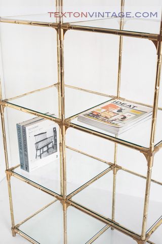 Estantería vintage. Hierro y cristal. Años 60