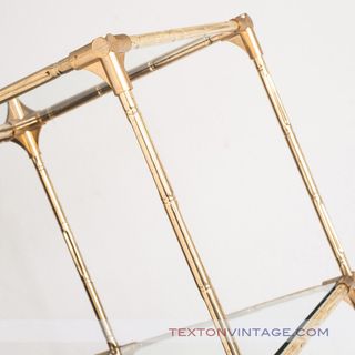 Estantería vintage. Hierro y cristal. Años 60