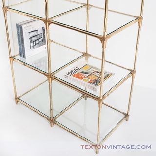 Estantería vintage. Hierro y cristal. Años 60