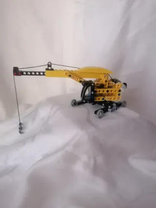Lego Gru Technic argano e braccio mobile a cingoli