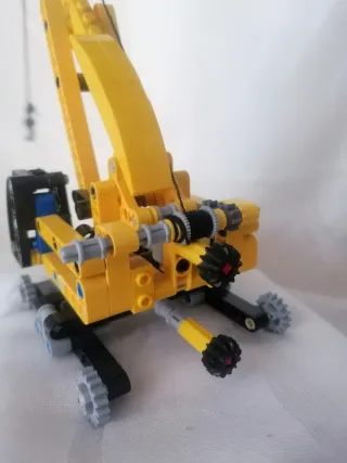 Lego Gru Technic argano e braccio mobile a cingoli