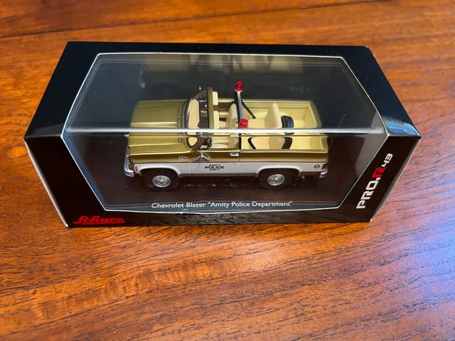 Tiburón Chevrolet Blazer Amity Police 1:43