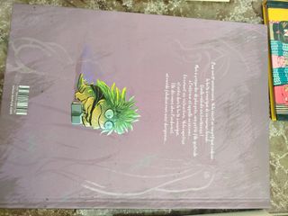 Lote de 7 libros juveniles en francés