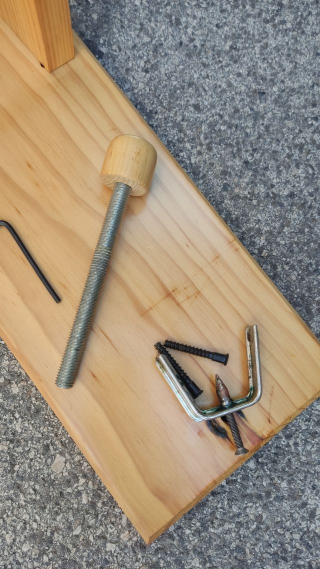 OFERTA Jamonero muy Robusto