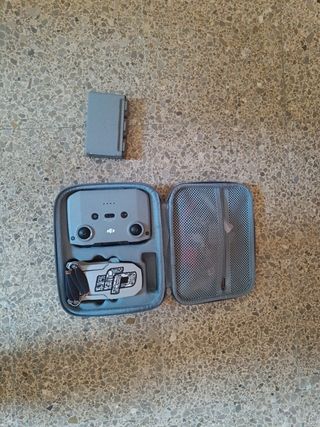 dron dji mini 2 se more fly combo