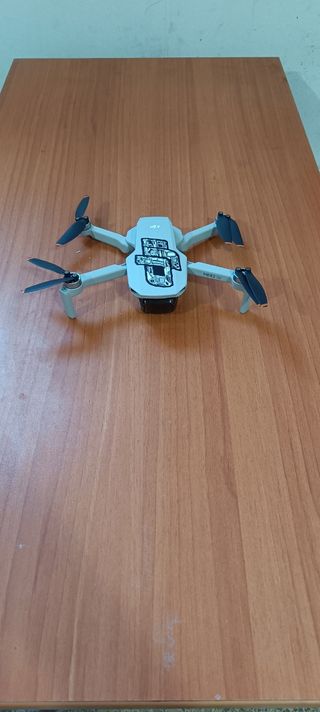 dron dji mini 2 se more fly combo