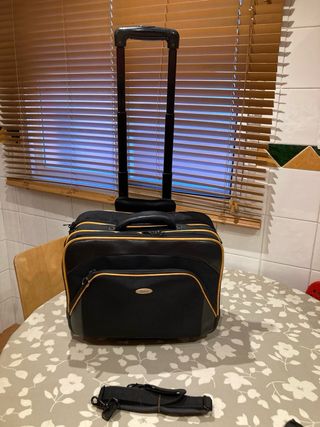 Troley para ordenador y documentos