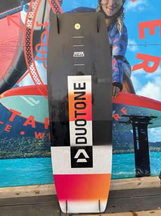 Tabla kitesurf Spike 153 duotone
