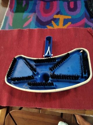 Cepillo aspirador piscina