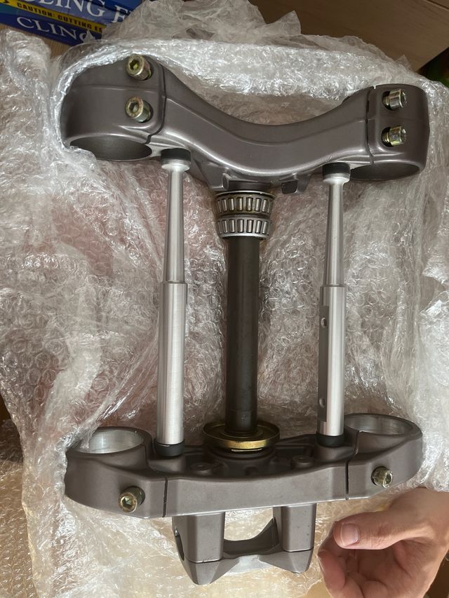 Tijas completas originales CAGIVA RAPTOR 650ie