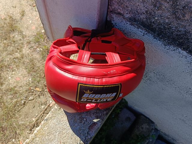 Boxing 🥊 🥊 (Muay Thai) Capacete e luvas 