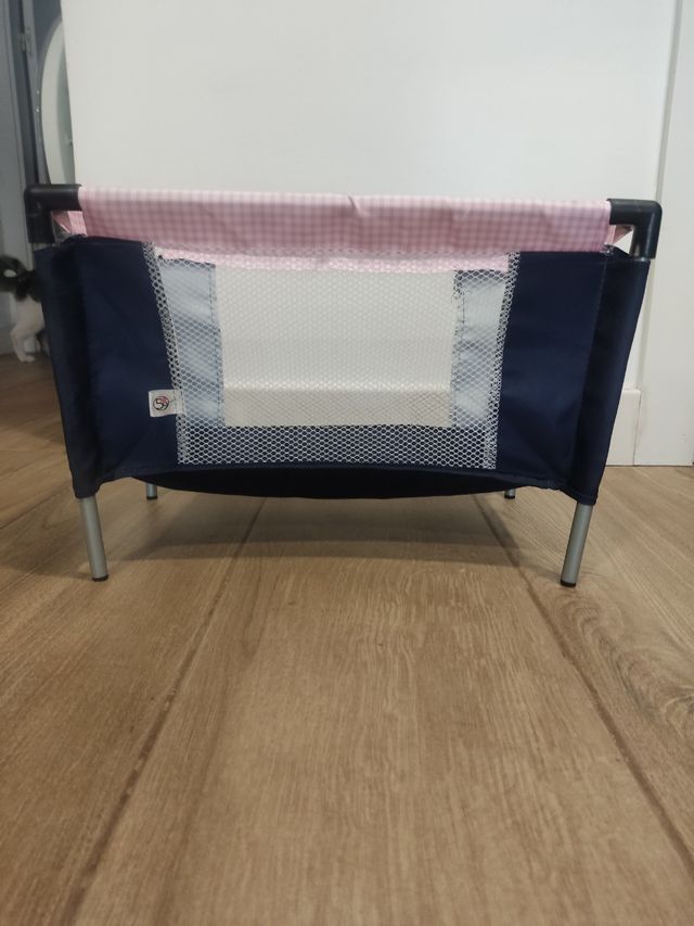 Se vende carrito y cuna de juguete