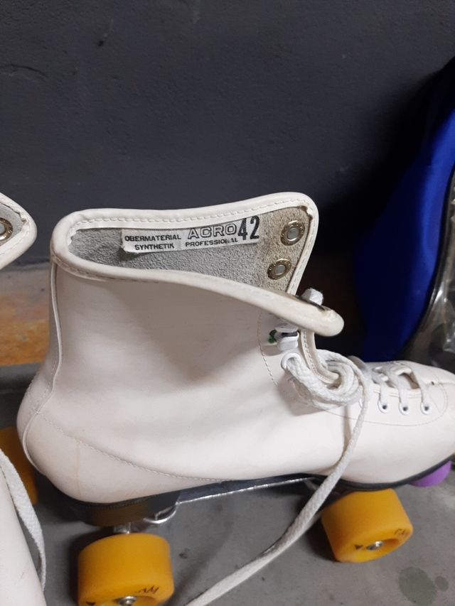Patines de bota clásico (ACRO) 4 ruedas + bolsa