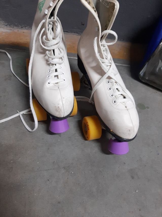 Patines de bota clásico (ACRO) 4 ruedas + bolsa