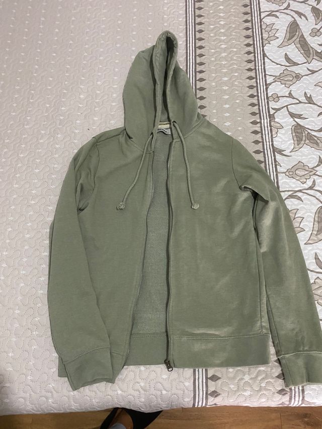 Sudadera Bershka verde talla S