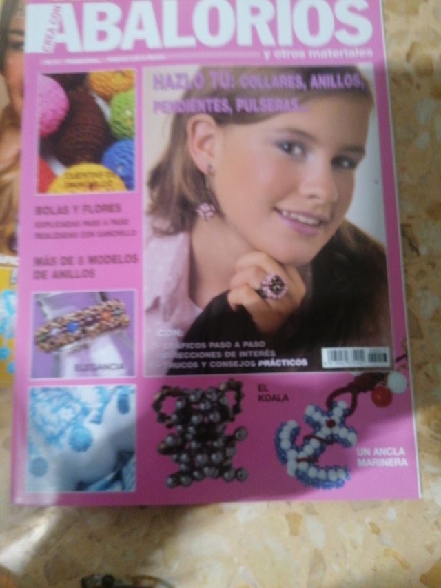 Lote de  3 revistas "Crea con abalorios"