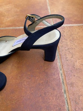Zapatos de tacón azules talla 36 Andrea Arenas
