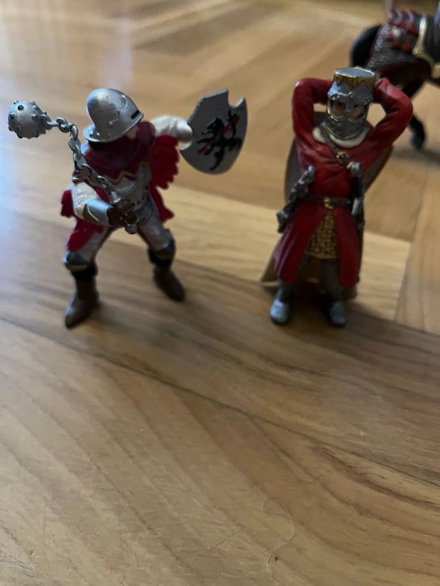 Lote 9 Figuras medievales Scleich