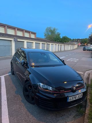 Volkswagen Golf 7 GTI PERFORMANCE