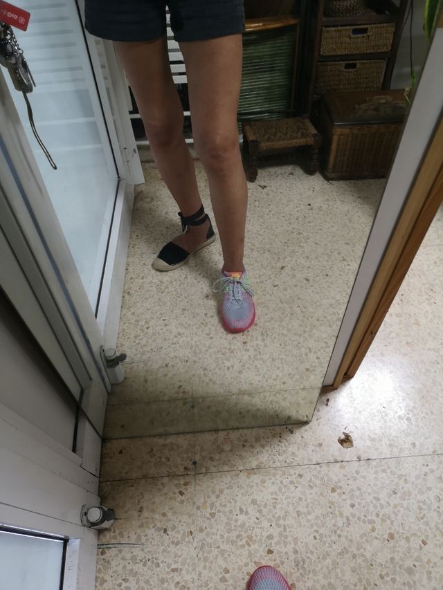 Sneakers colorate, comode, come nuove, 40