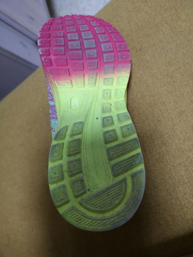 Sneakers colorate, comode, come nuove, 40