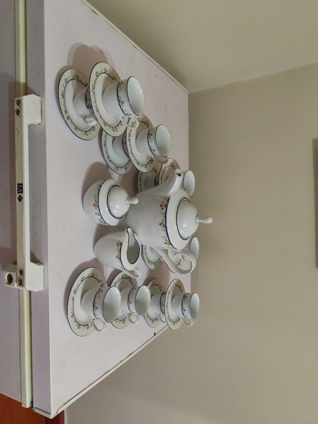 Juego café completo,cafetera, lechera,az