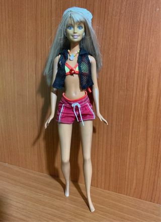 Barbie California girl 2003