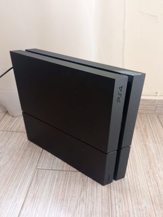 PS4