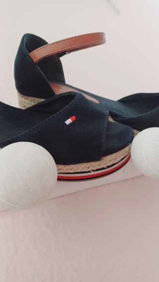 Cuñas de Tommy Hilfiger