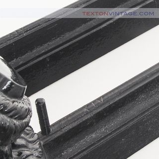 Morillos antiguos. Hierro colado. Francia, años 40