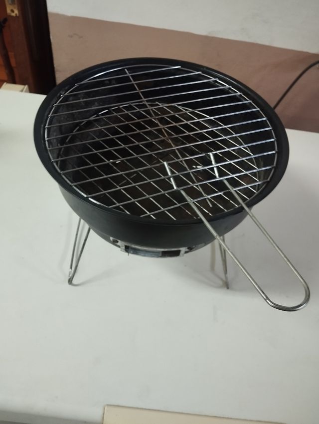 Mini barbacoa de carbón para camper