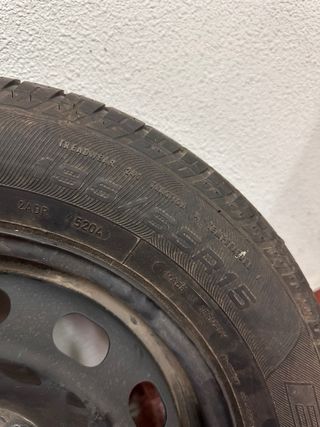 1 llanta con neumatico, nunca usada sin golpe