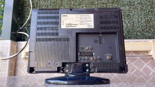 TELEVISIÓN 16 PULGADAS