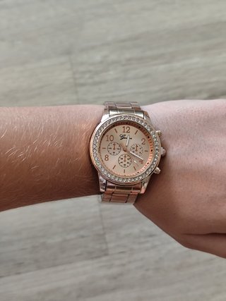 Pack de reloj y una pulsera para salir