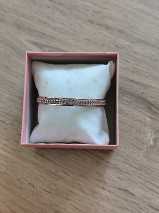 Pack de reloj y una pulsera para salir