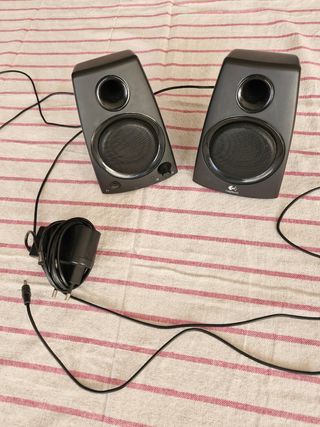 Altavoces Logitec
