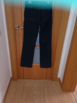 Pantalón vaquero sin estrenar 