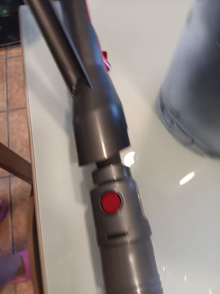 Cubo , varita y cepillos para aspiradora Dyson UP1