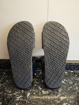 Sandalias niño azul marino