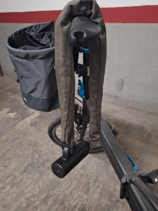 Bicicleta eléctrica plegable con accesorios