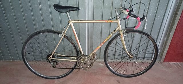 Bicicleta de carretera clásica