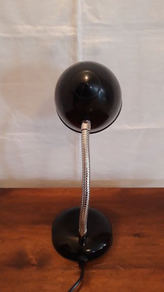 lampada da scrivania vintage nera