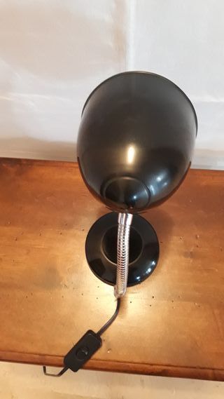 lampada da scrivania vintage nera