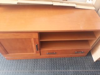 Mobiliario salón comedor madera